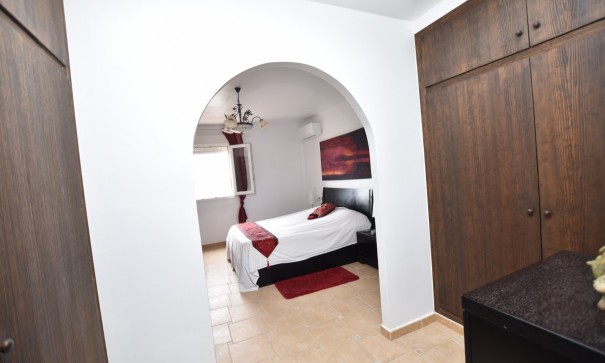 Sale - Detached Villa -
Algorfa - Montemar