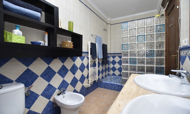 Sale - Detached Villa -
Algorfa - Montemar