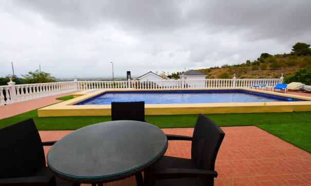 Sale - Detached Villa -
Algorfa - Montemar