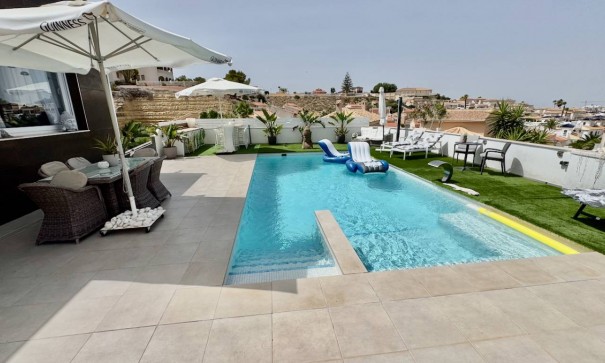 Venta - Chalet Independiente -
Ciudad Quesada - Rojales - Ciudad Quesada