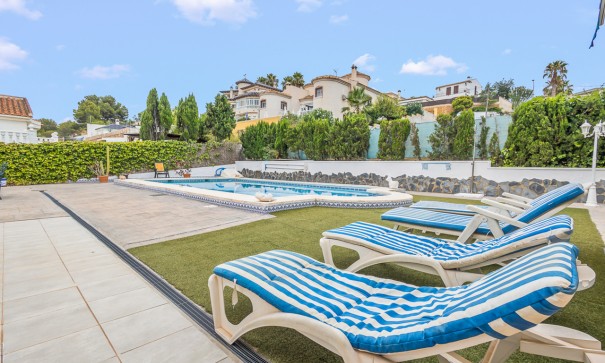 Sale - Detached Villa -
Algorfa