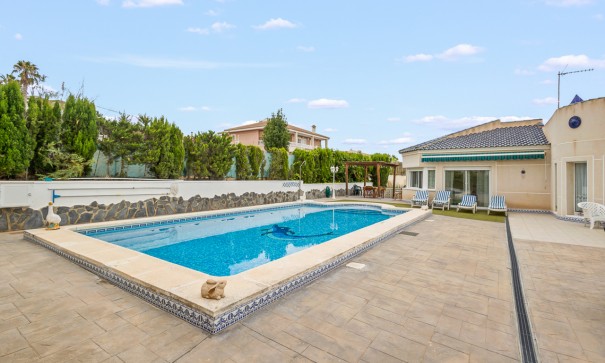 Sale - Detached Villa -
Algorfa