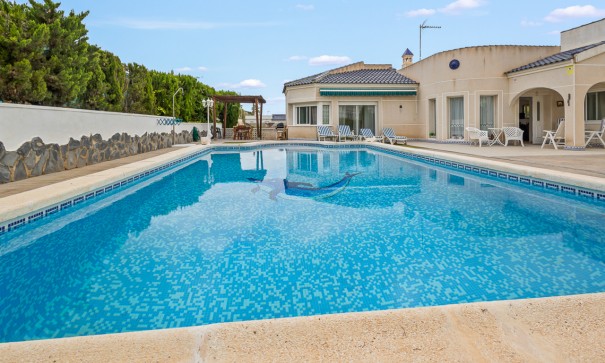 Sale - Detached Villa -
Algorfa