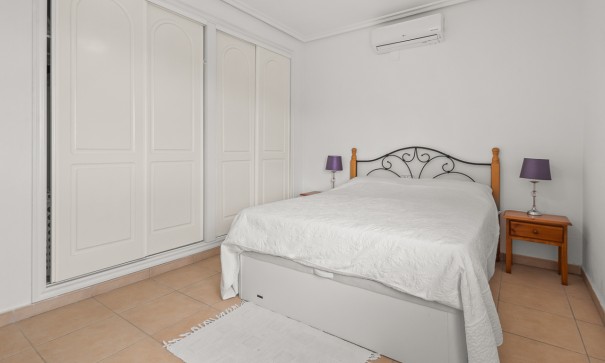 Sale - Detached Villa -
Algorfa