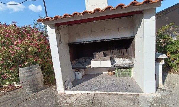 Sprzedaż - Willa wolnostojąca -
Yecla