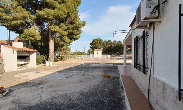 Sprzedaż - Willa wolnostojąca -
Yecla