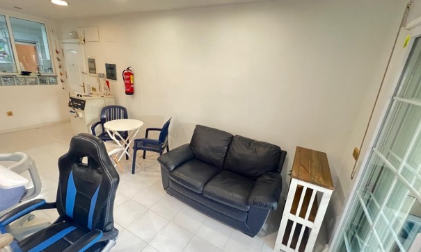 Revente - Appartement -
Torrevieja - torrevieja