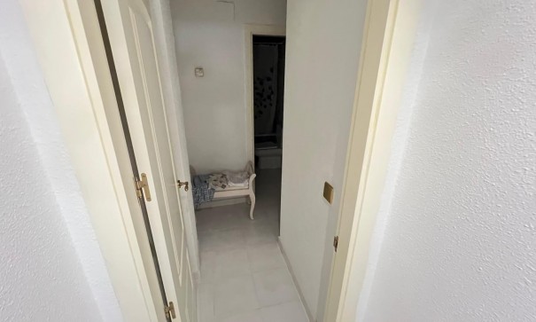 Revente - Appartement -
Torrevieja - torrevieja