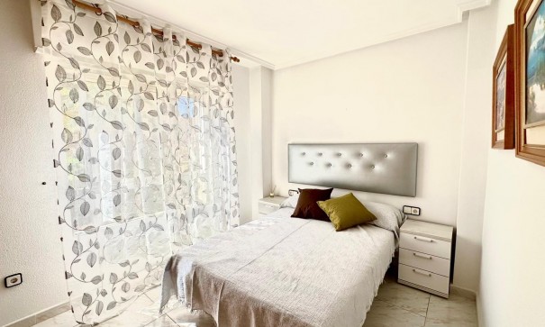 Återförsäljning - Lägenhet lägenhet -
Torrevieja - Playa del cura