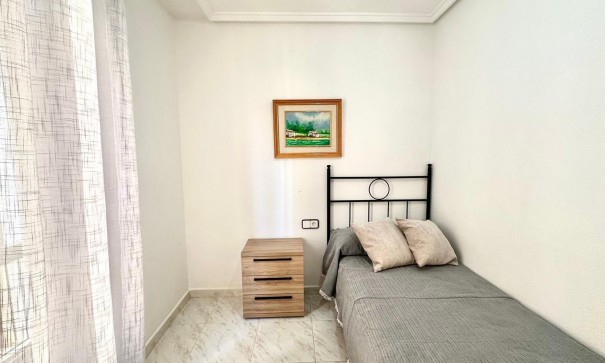 Återförsäljning - Lägenhet lägenhet -
Torrevieja - Playa del cura