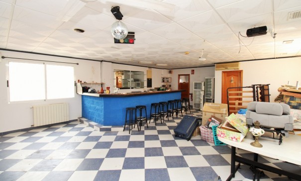 Revente - Commercial -
Villamartín