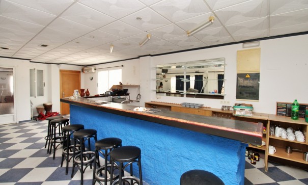 Revente - Commercial -
Villamartín