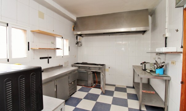 Revente - Commercial -
Villamartín