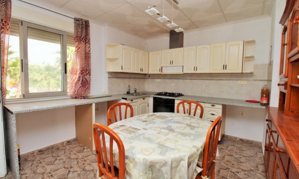 Revente - Commercial -
Villamartín