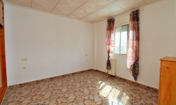 Revente - Commercial -
Villamartín