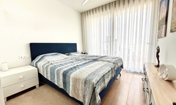 Herverkoop - Apartement Flat -
La Zenia