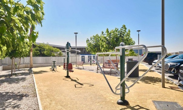 Herverkoop - Apartement Flat -
La Zenia