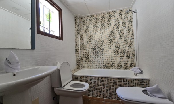 Sale - Detached Villa -
Algorfa - La Finca Golf Resort