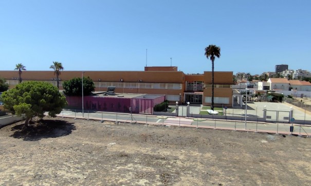Herverkoop - Vrijstaande Villa -
Torrevieja - Aguas nuevas 2