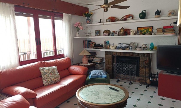 Resale - Freistehende Villa -
Orihuela Costa - Campoamor