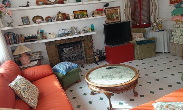 Resale - Freistehende Villa -
Orihuela Costa - Campoamor