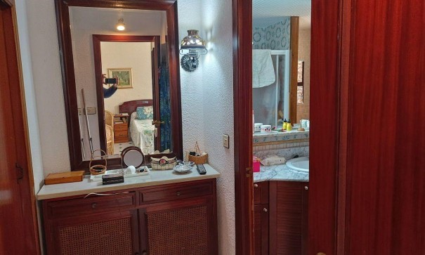 Resale - Freistehende Villa -
Orihuela Costa - Campoamor