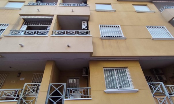 Sale - Apartment Flat -
Torrevieja - Estacion de autobuses