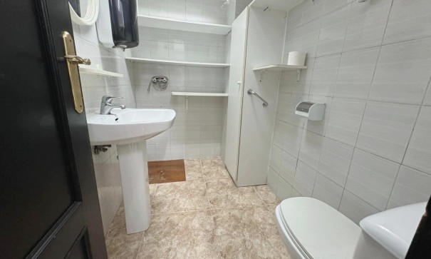 Venta - Comercial -
Guardamar del Segura - Centro