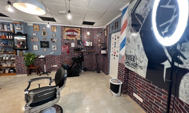 Sale - Commercial -
Guardamar del Segura - Centro