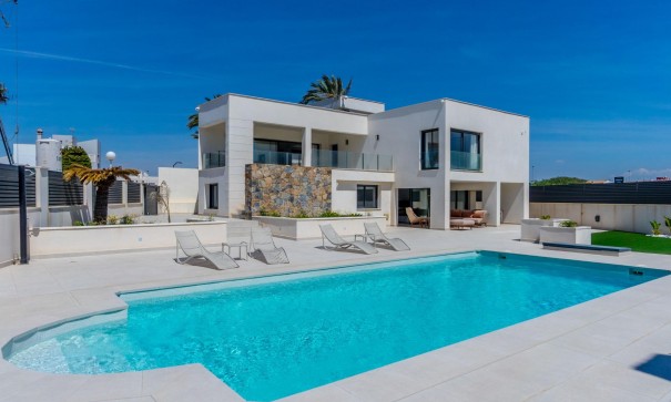 Sale - Detached Villa -
Torrevieja - La veleta