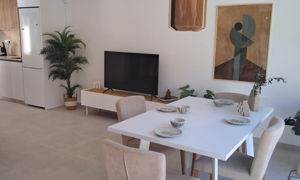 Venta - Villa adosada -
Cox