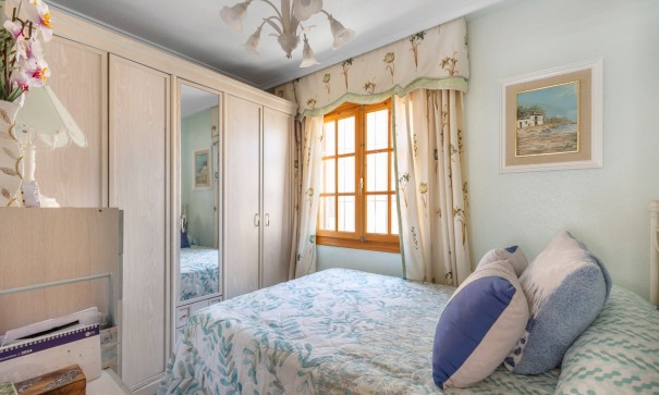 Återförsäljning - Fristående villa -
Torrevieja - Zona los Frutales