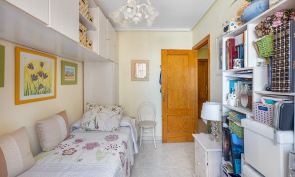 Återförsäljning - Fristående villa -
Torrevieja - Zona los Frutales