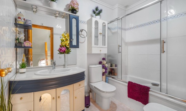 Återförsäljning - Fristående villa -
Torrevieja - Zona los Frutales