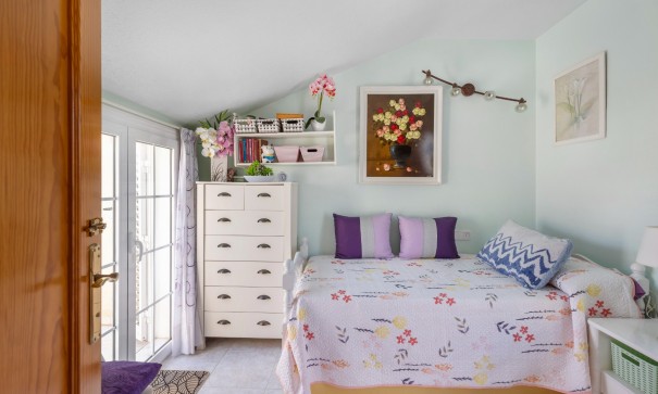 Återförsäljning - Fristående villa -
Torrevieja - Zona los Frutales