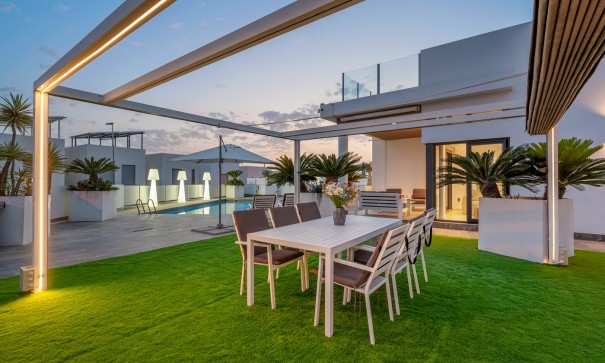 Sale - Detached Villa -
Orihuela Costa - Villamartín