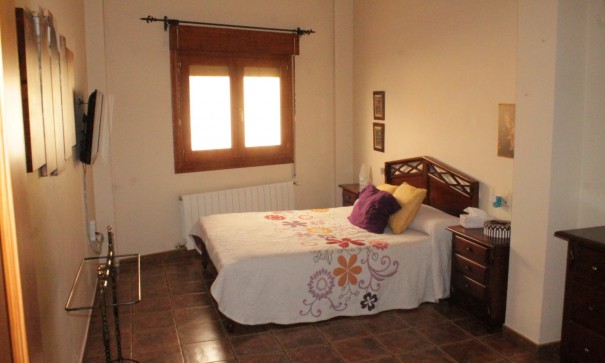 Revente - Maison de ville -
Pinoso - Pinoso Alicante