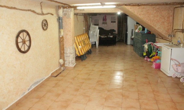 Sale - Town house -
Pinoso - Pinoso Alicante