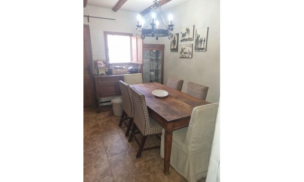 Återförsäljning - Radhus -
Lel - Lel Alicante