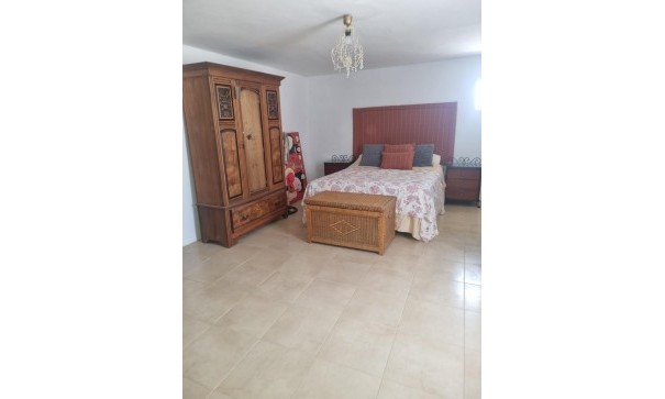 Återförsäljning - Radhus -
Lel - Lel Alicante