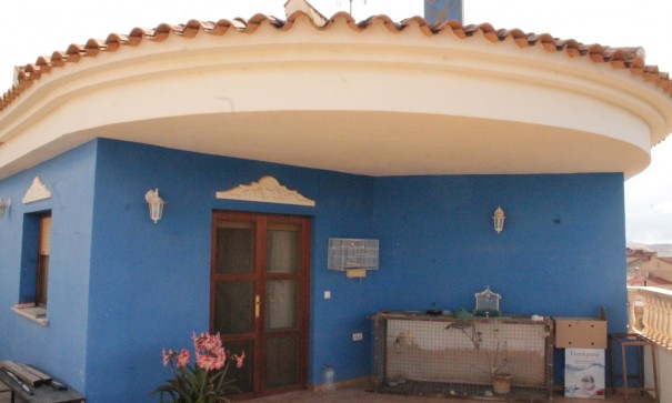 Sale - Town house -
Pinoso - Pinoso Alicante