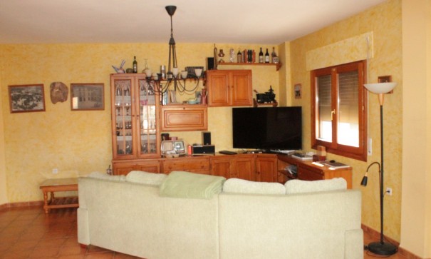 Sale - Town house -
Pinoso - Pinoso Alicante