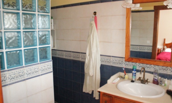 Sale - Town house -
Pinoso - Pinoso Alicante