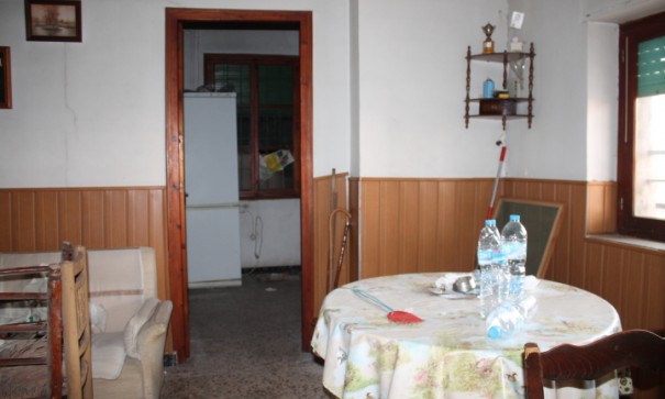 Sale - Town house -
Pinoso - calle lepanto