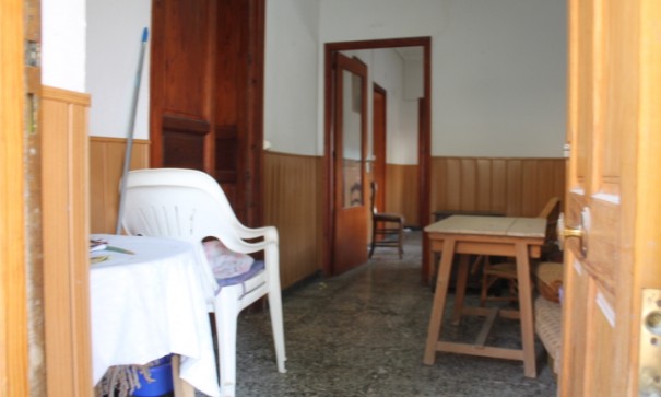 Sale - Town house -
Pinoso - calle lepanto