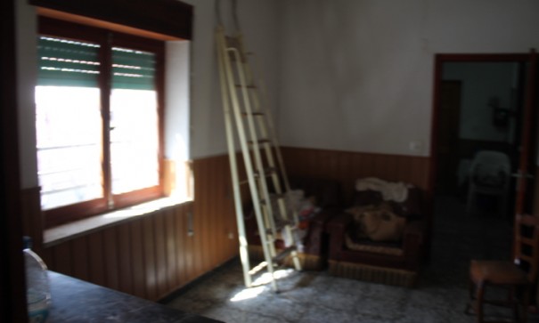 Sale - Town house -
Pinoso - calle lepanto