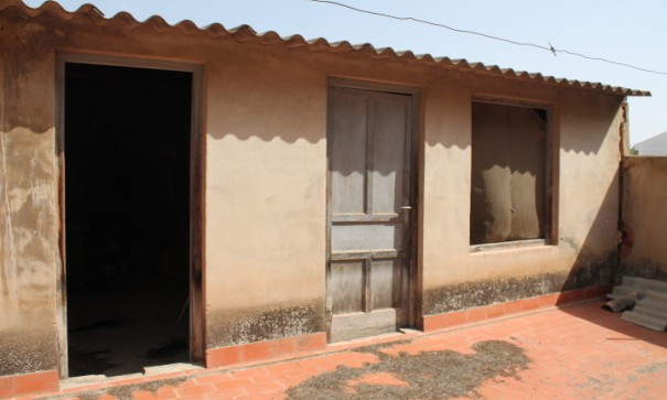 Sale - Town house -
Pinoso - calle lepanto