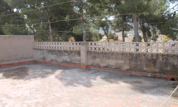 Sale - Town house -
Pinoso - calle lepanto