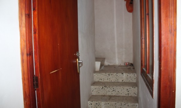 Sale - Town house -
Pinoso - calle lepanto