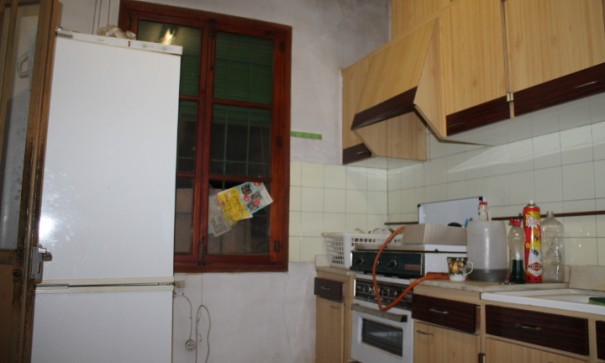 Sale - Town house -
Pinoso - calle lepanto